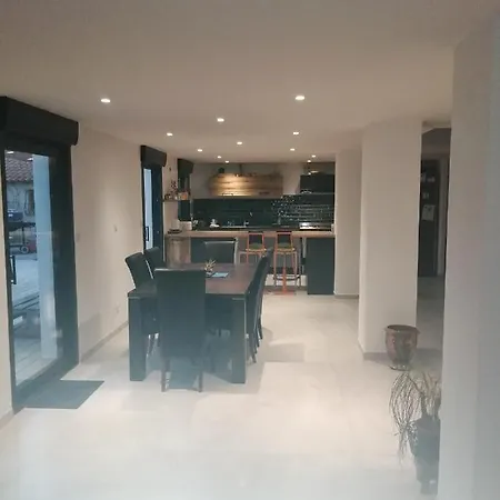 Maison 8/10 Personnes Avec Piscine Saint-Just (Herault)