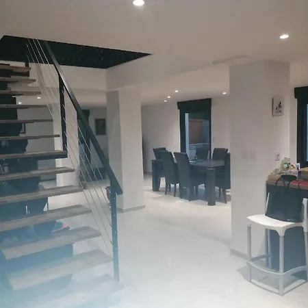 Villa Maison 8/10 Personnes Avec Piscine *